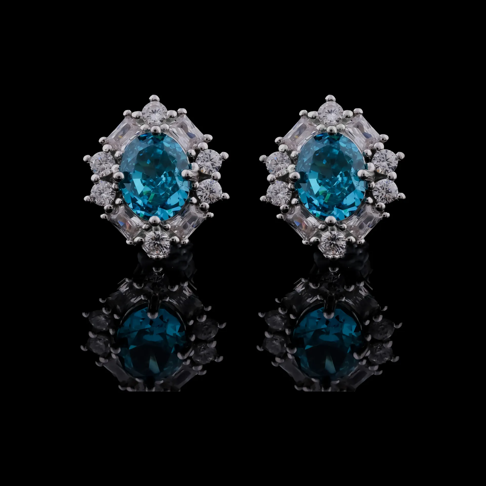 AQUA HALO STUD EARRINGS