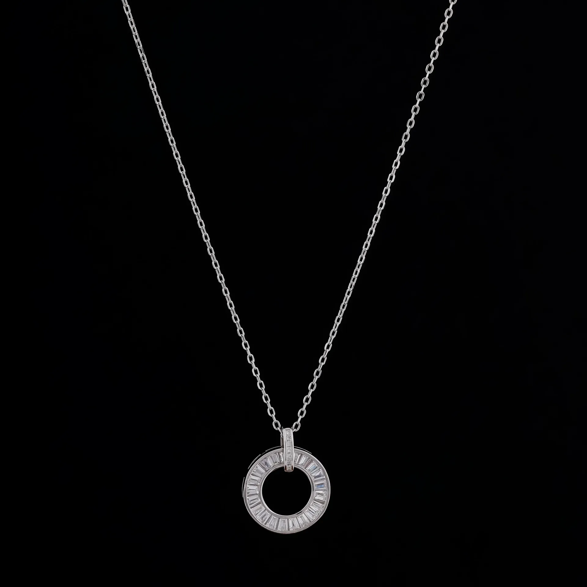 ETERNAL CIRCLE CHAIN PENDANT