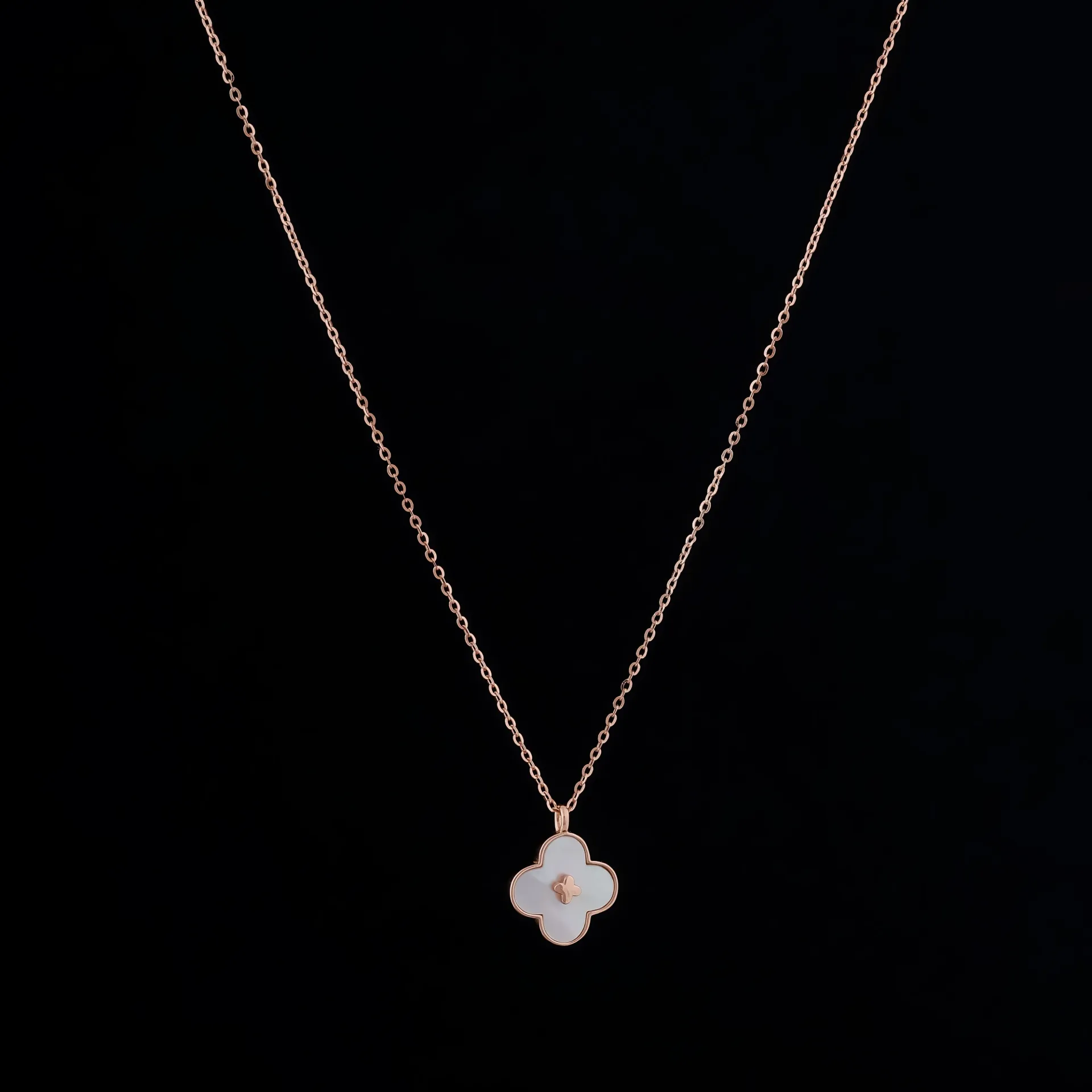 REVERSIBLE BLOOM CHAIN PENDANT