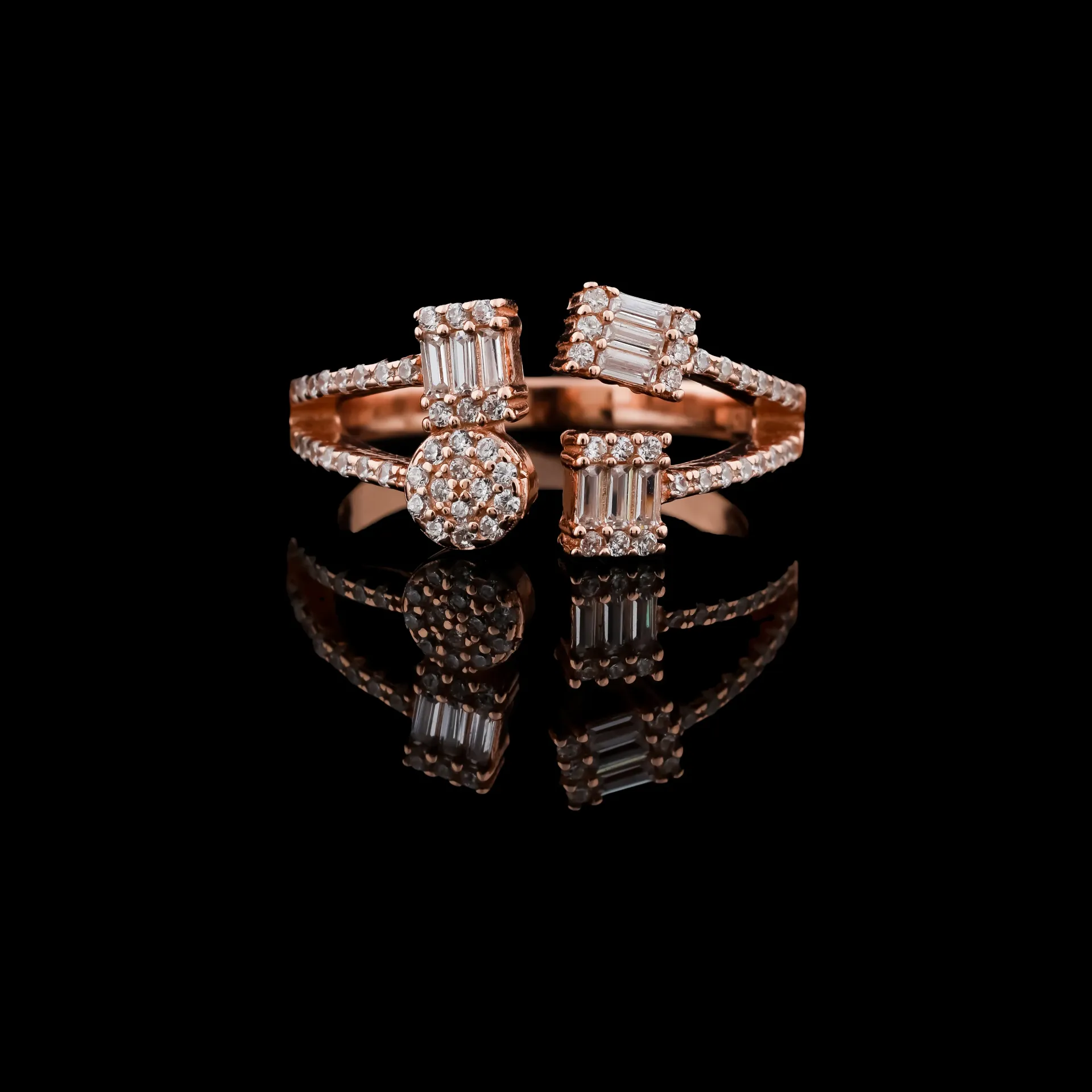 TRINITY SPARK ROSE RING